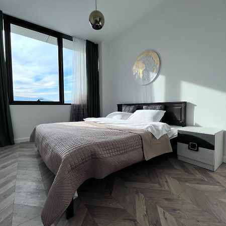 Apartment In Axis Towers, Tbilisi Business Center Екстер'єр фото