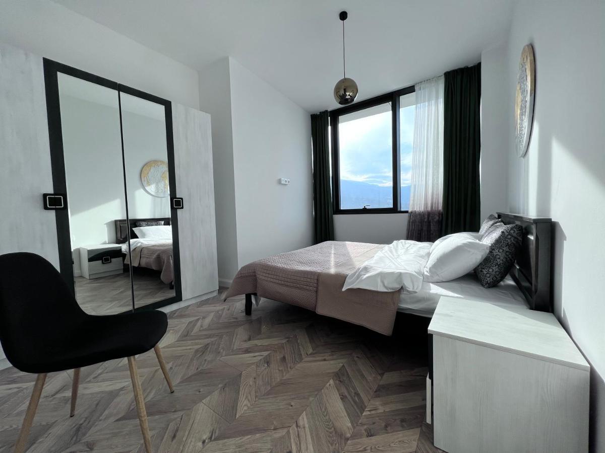 Apartment In Axis Towers, Tbilisi Business Center Екстер'єр фото